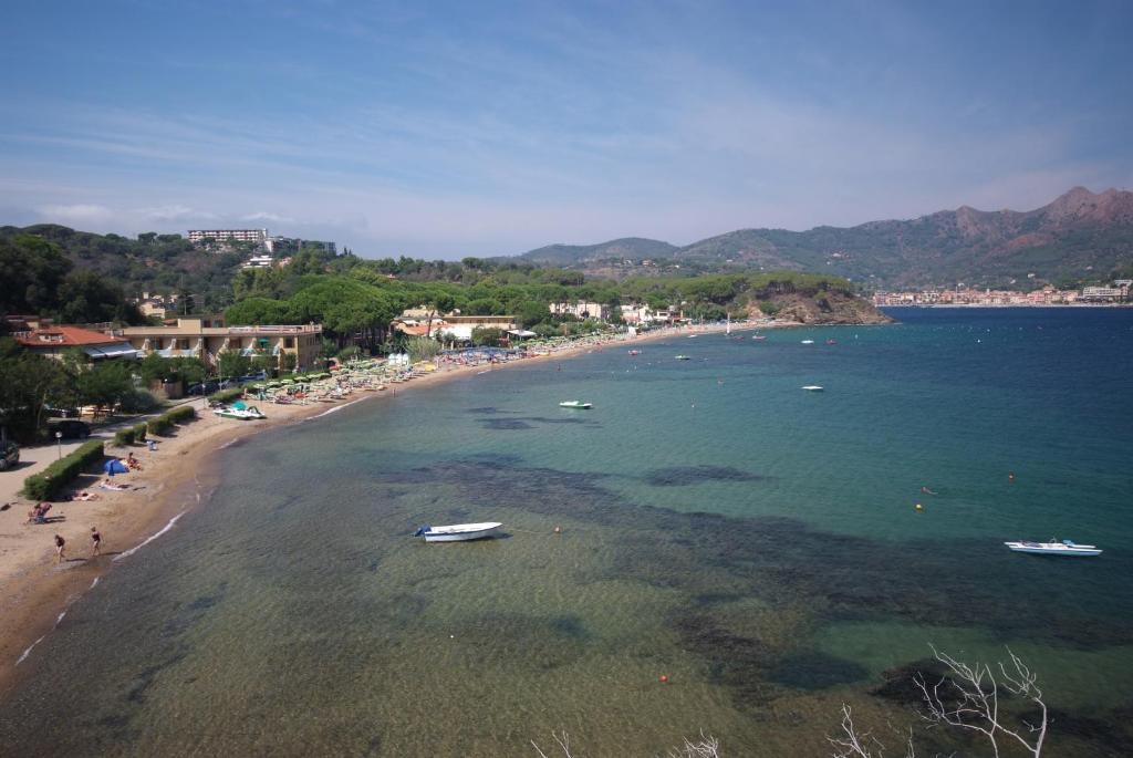 Hotel Voce Del Mare カポリーヴェリ エクステリア 写真